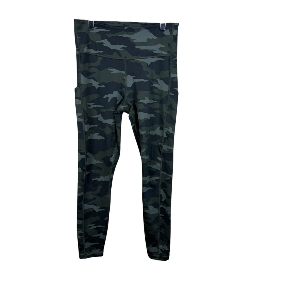 Athleta Ultimate 7/8‎ Tight Leggings Women's S Dark Camo Pocket Yoga Activewear